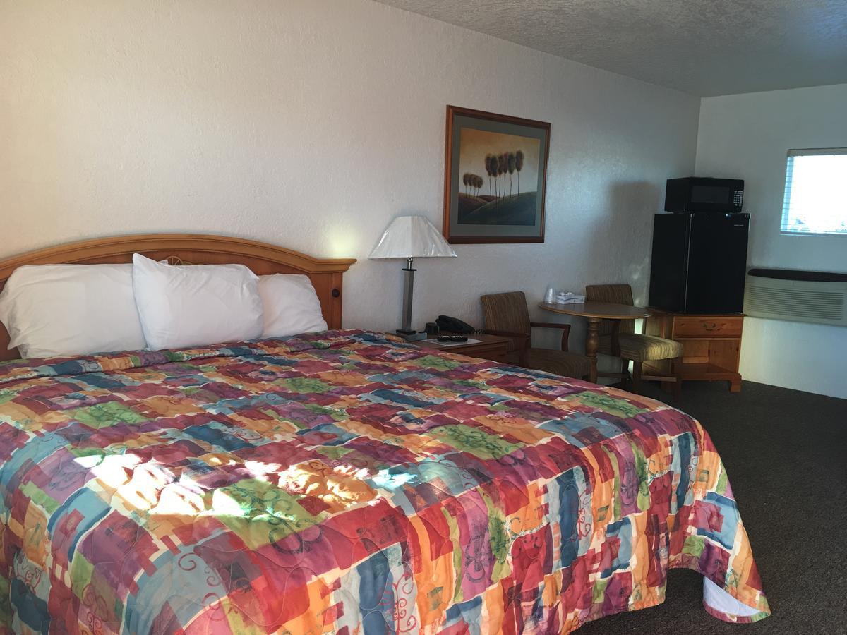 Circle S Lodge Gering Екстер'єр фото