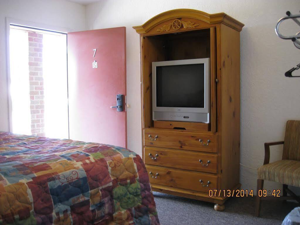 Circle S Lodge Gering Екстер'єр фото
